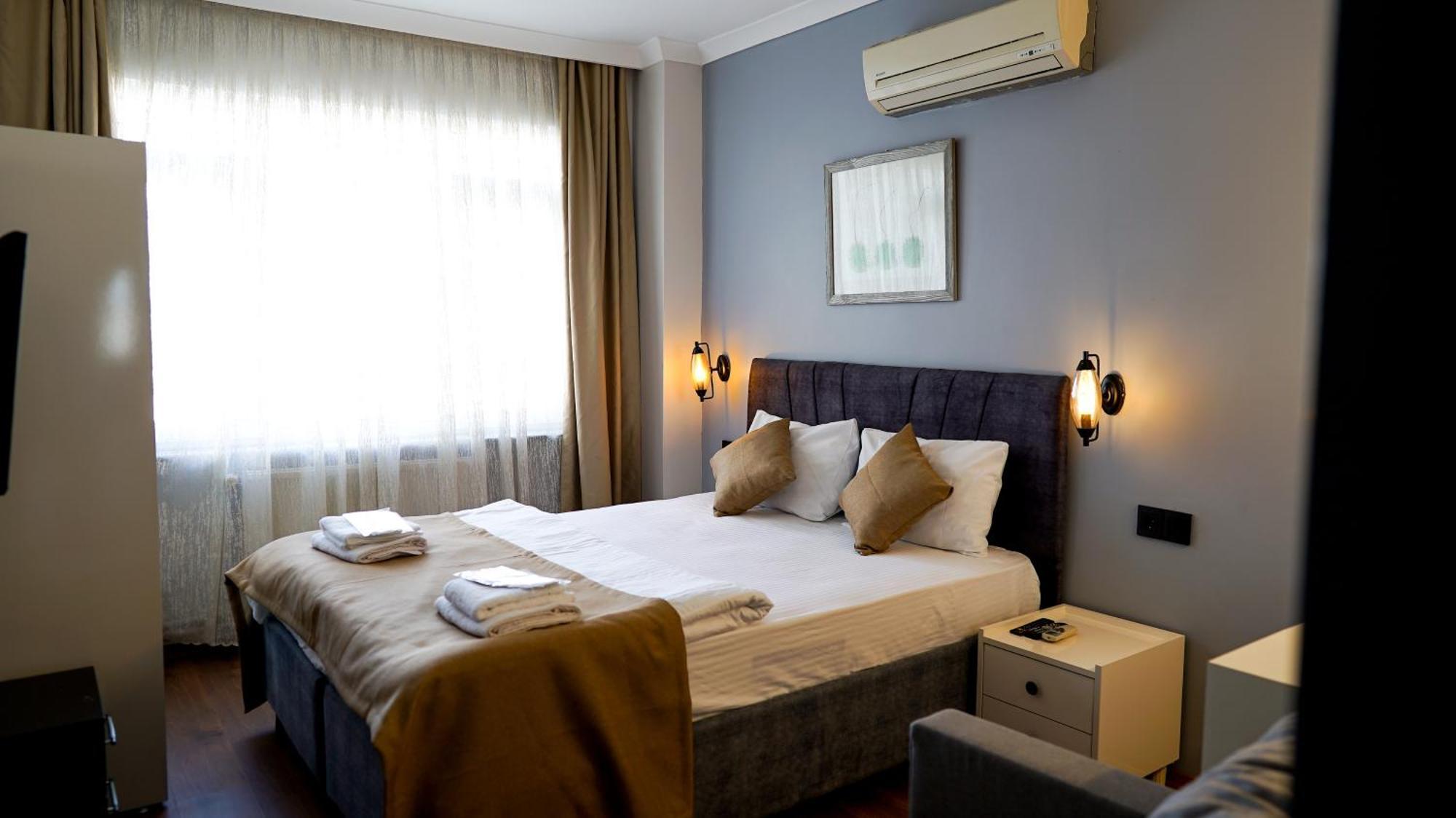 Front Door Suites Истанбул Екстериор снимка